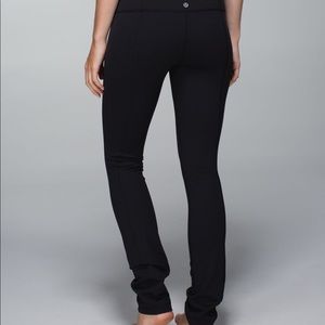 lululemon skinny grove pants in black (new)